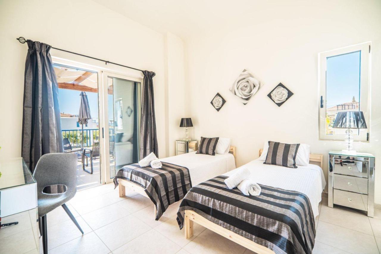 Villa Rodo Pirgos Psilonerou Extérieur photo
